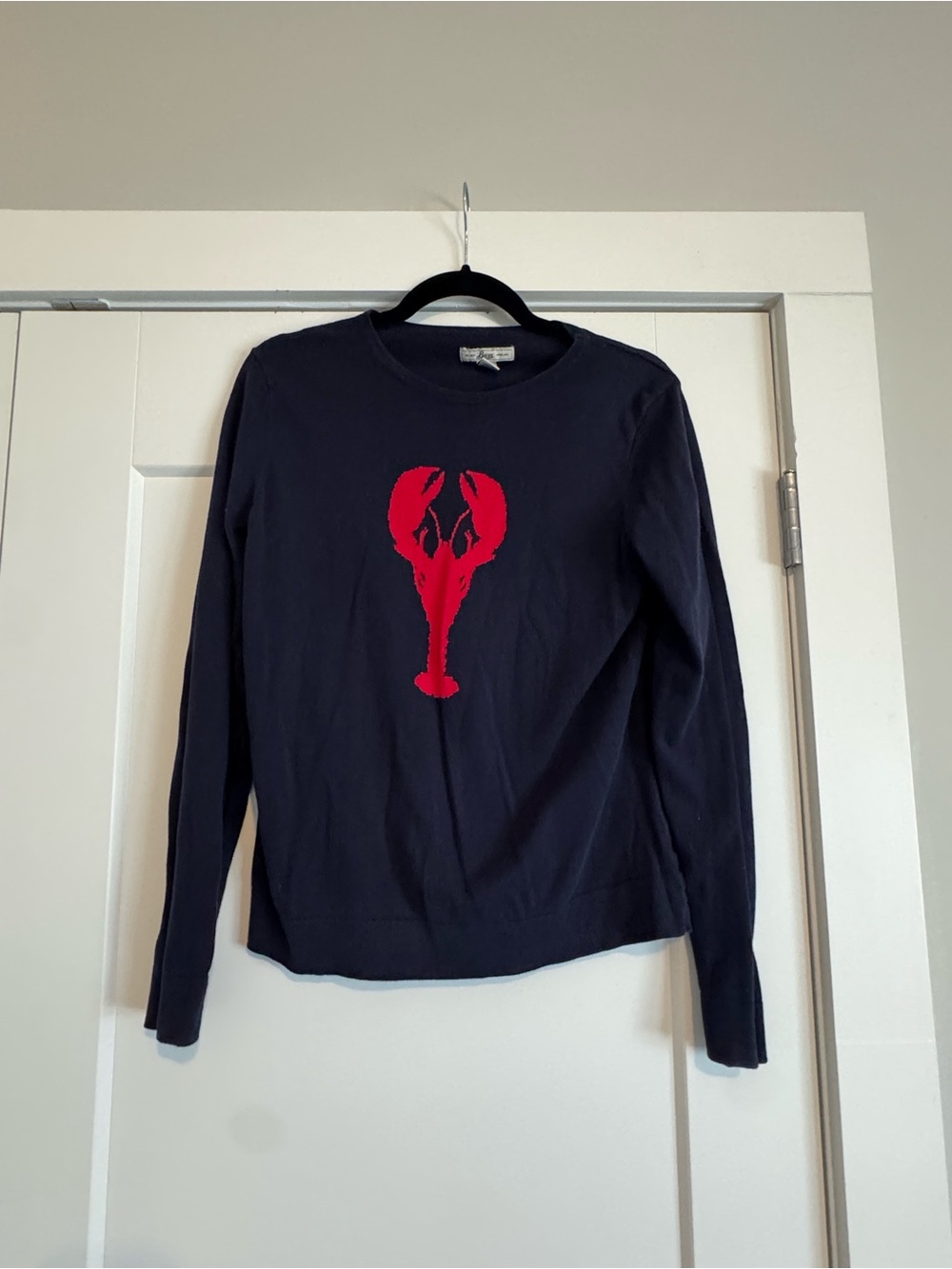 G.H. Bass & Co. Navy Crewneck Sweater with Red Lobster Motif